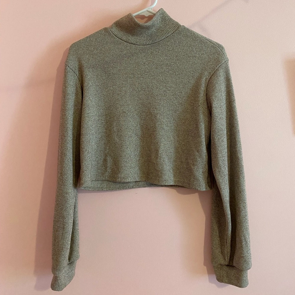 tan ribbed cropped turtleneck, size S 🤎